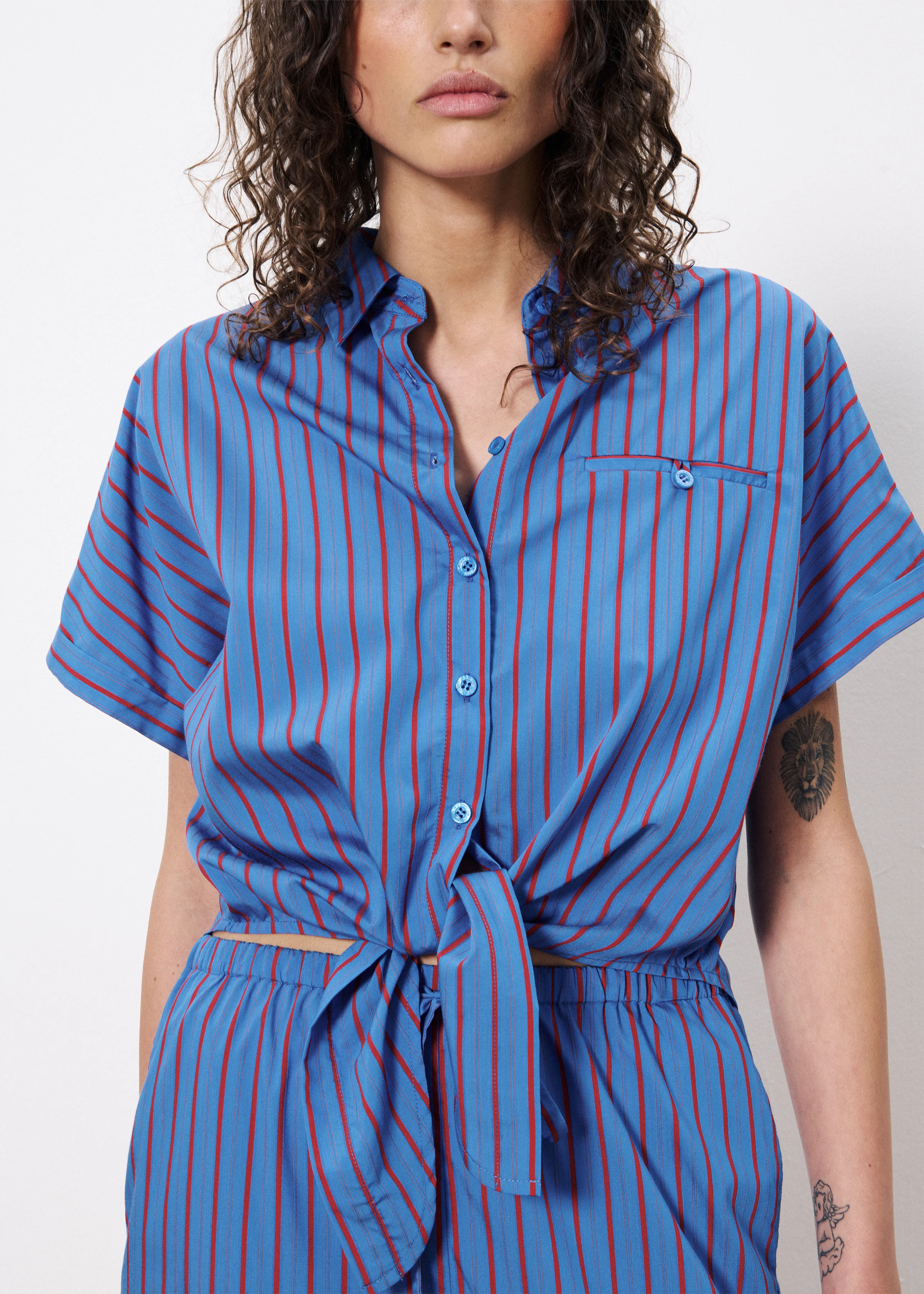 Chemise CARMELLE Bleu electrique - Image 4