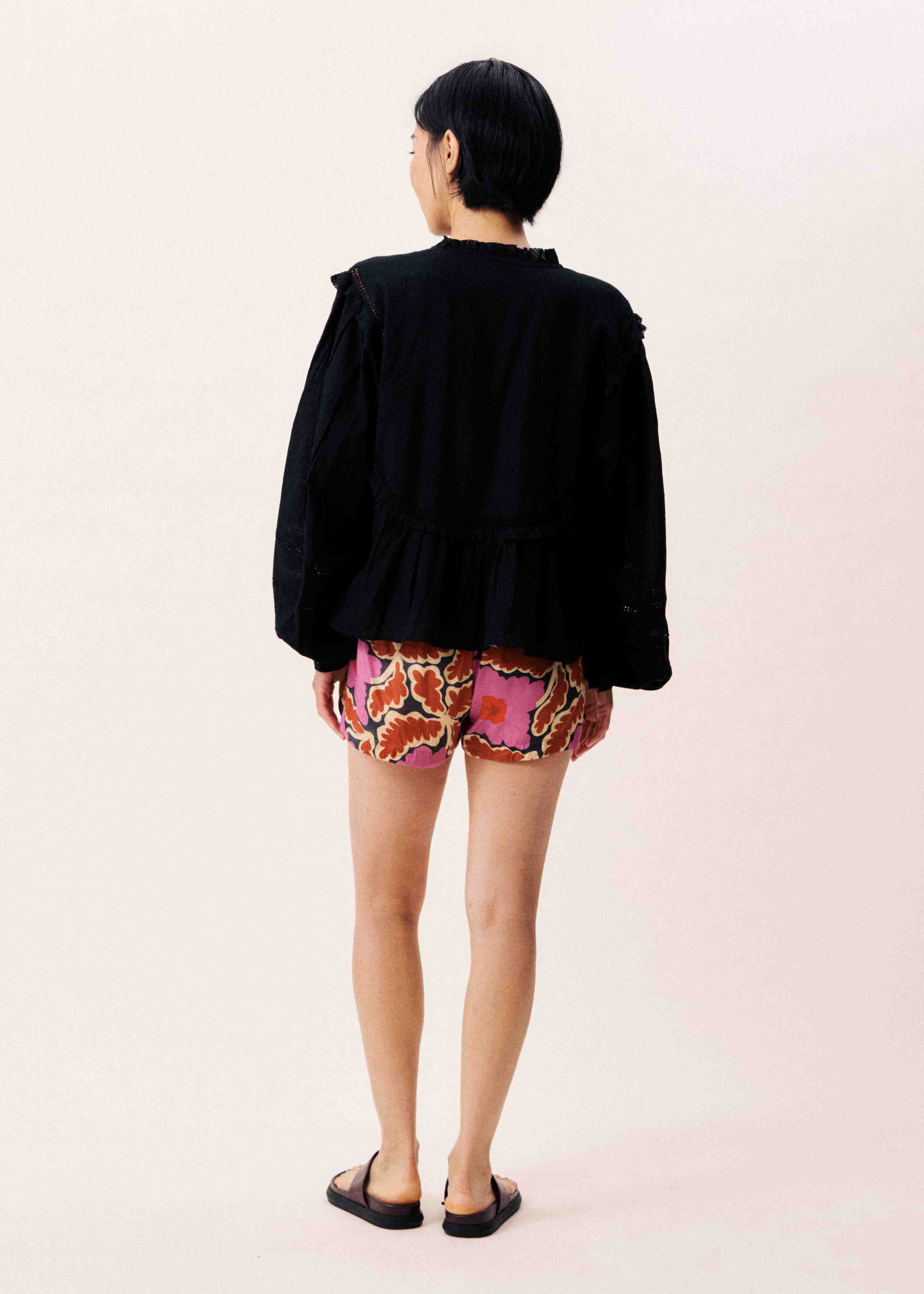 Short DIONA Vitoria - Image 7