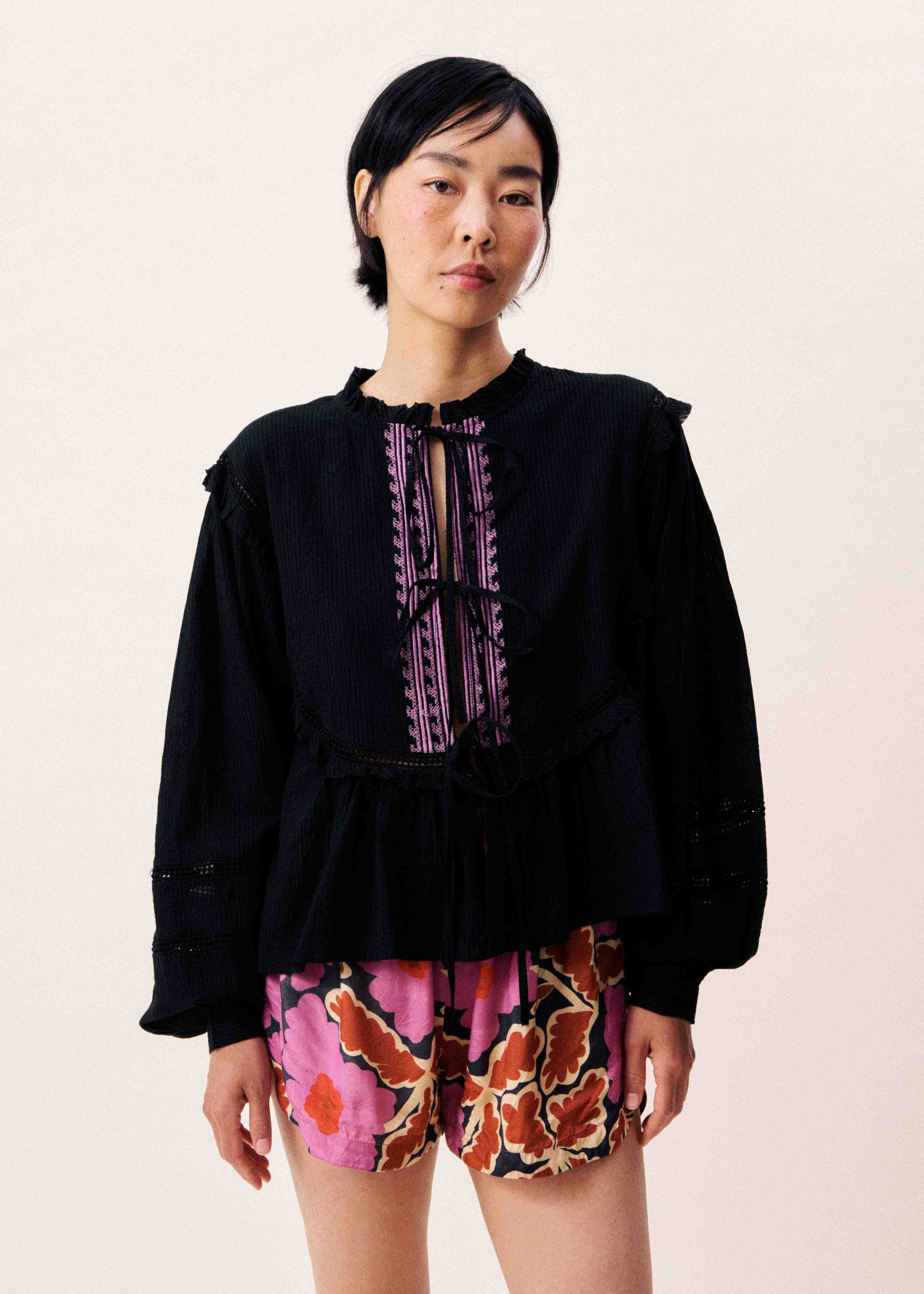 Short DIONA Vitoria - Image 8